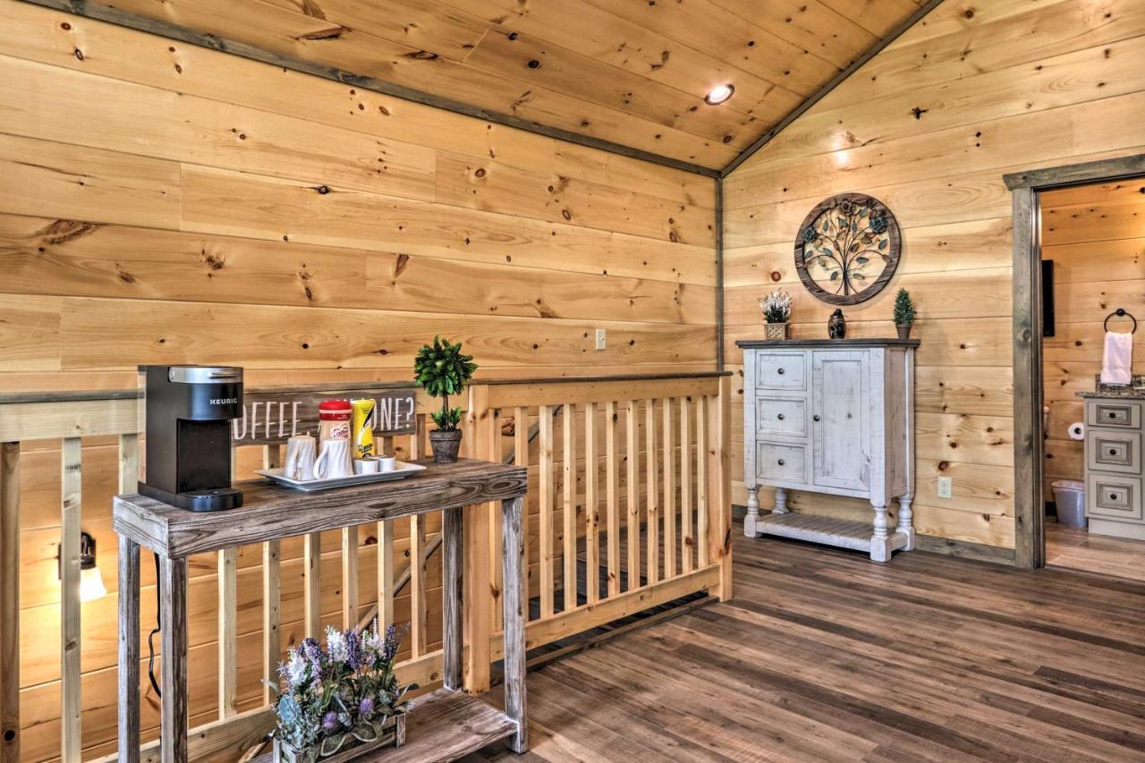 Modern Cabin With Hot Tub And Game Room In Gatlinburg! Zewnętrze zdjęcie